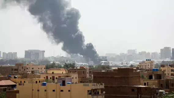 الجيش السوداني يستأنف مهاجمة «الدعم السريع» في أم درمان الجيش السوداني يستأنف مهاجمة «الدعم السريع» في أم درمان