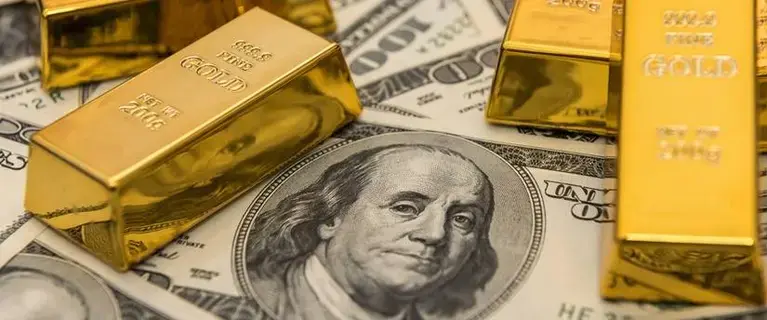 ارتفاع سعر الذهب والدولار في مصر.. واستمرار الفجوة مع «السوق الموازي» ارتفاع سعر الذهب والدولار في مصر.. واستمرار الفجوة مع «السوق الموازي»