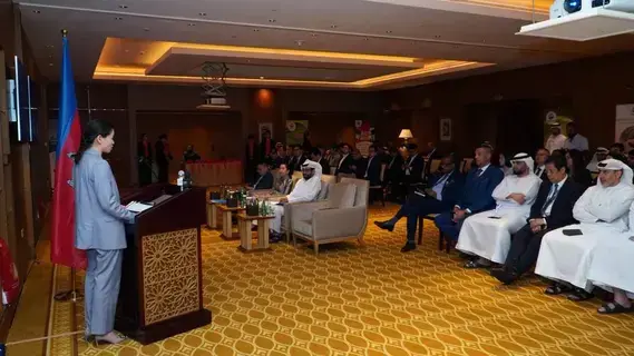 افتتاح المركز الكمبودي التجاري في أبوظبي افتتاح المركز الكمبودي التجاري في أبوظبي