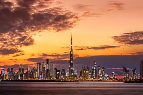 الإمارات تضيف 37 فندقاً.. والغرف تنمو إلى 210 آلاف الإمارات تضيف 37 فندقاً.. والغرف تنمو إلى 210 آلاف