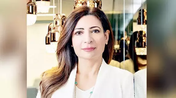 «أبوظبي الأول» يتطلع إلى نمو عائداته من الصين 3 أضعاف 2026 «أبوظبي الأول» يتطلع إلى نمو عائداته من الصين 3 أضعاف 2026