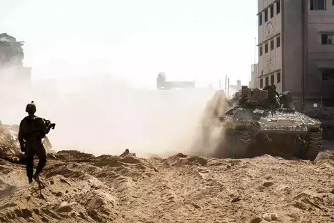 مصادر: الاتفاق على مدة الهدنة في غزة والإفراج عن الرهائن والمعتقلين مصادر: الاتفاق على مدة الهدنة في غزة والإفراج عن الرهائن والمعتقلين