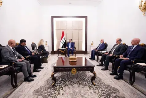 العراق يبحث مع «التمويل الدولية» دعم المشروعات المترافقة مع طريق التنمية العراق يبحث مع «التمويل الدولية» دعم المشروعات المترافقة مع طريق التنمية