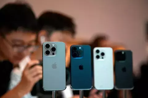 مبيعات «آيفون» في الصين تتراجع 24% مع تزايد شعبية «هواوي» مبيعات «آيفون» في الصين تتراجع 24% مع تزايد شعبية «هواوي»