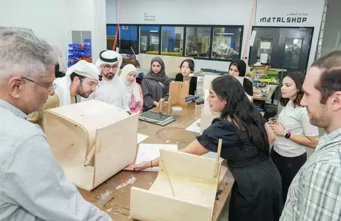 أمريكية الشارقة و«اصنع» تتعاونان في زمالة صنّاع الأثاث أمريكية الشارقة و«اصنع» تتعاونان في زمالة صنّاع الأثاث