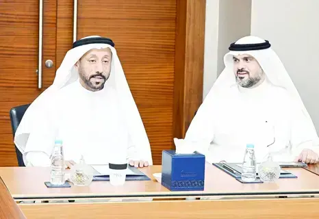«غرفة الشارقة» تبحث الخطط المستقبلية لتطوير «إيكرس» «غرفة الشارقة» تبحث الخطط المستقبلية لتطوير «إيكرس»