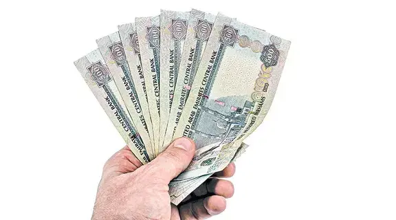 43.3 مليار درهم قروضاً استهلاكية في الإمارات 2023 43.3 مليار درهم قروضاً استهلاكية في الإمارات 2023