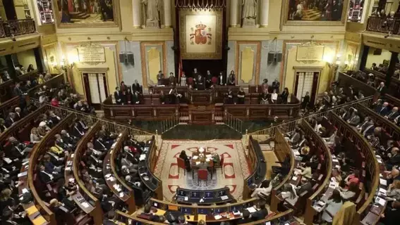 النواب الإسبان يقرّون مشروع قانون العفو عن الانفصاليين الكاتالونيين النواب الإسبان يقرّون مشروع قانون العفو عن الانفصاليين الكاتالونيين