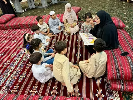 «الفجيرة الإبداعي» يطلق كتاب «قيم بابا زايد» للكاتبة لطيفة العبدولي «الفجيرة الإبداعي» يطلق كتاب «قيم بابا زايد» للكاتبة لطيفة العبدولي