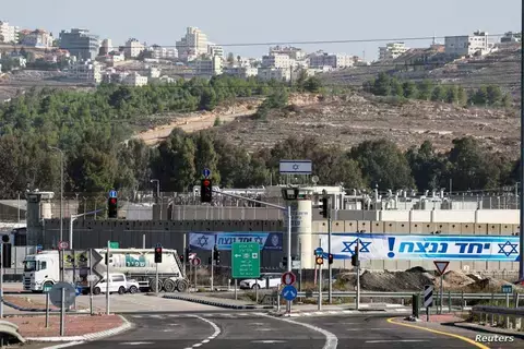 إسرائيل تجدد الاعتقال الإداري لأربع طالبات فلسطينيات إسرائيل تجدد الاعتقال الإداري لأربع طالبات فلسطينيات