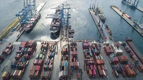 العجز التجاري التركي يتقلص إلى 7.52 مليار دولار في مارس العجز التجاري التركي يتقلص إلى 7.52 مليار دولار في مارس