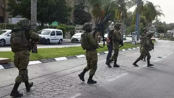 إسرائيل: التحقيق في استهداف الإغاثيين بغزة سيستغرق أسابيع إسرائيل: التحقيق في استهداف الإغاثيين بغزة سيستغرق أسابيع