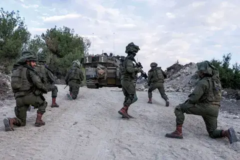 الجيش الإسرائيلي يعلن استعداده لحرب محتملة في الشمال الجيش الإسرائيلي يعلن استعداده لحرب محتملة في الشمال