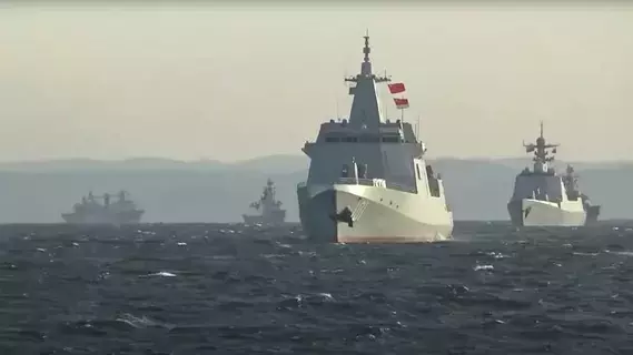 دوريات صينية رداً على مناورات أمريكية في «البحر الجنوبي» دوريات صينية رداً على مناورات أمريكية في «البحر الجنوبي»