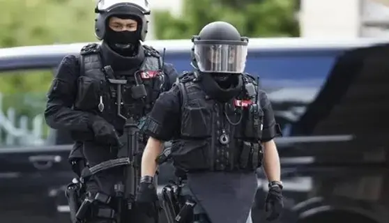 توقيف ثلاثة شبان في سويسرا بتهمة التخطيط لتفجيرات بألمانيا توقيف ثلاثة شبان في سويسرا بتهمة التخطيط لتفجيرات بألمانيا