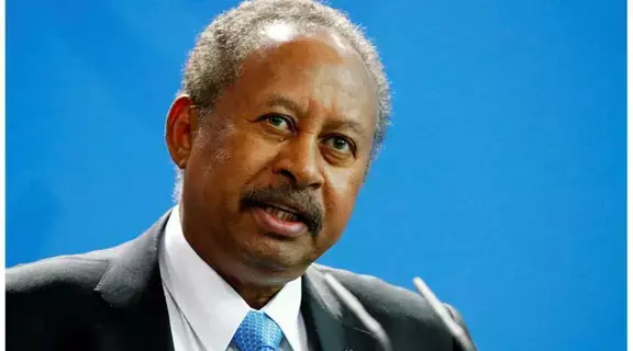 حمدوك يدعو إلى التمسك بالحوار لمنع انهيار السودان حمدوك يدعو إلى التمسك بالحوار لمنع انهيار السودان