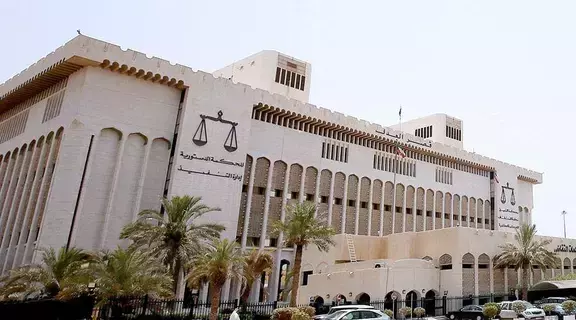 السجن ثلاث سنوات لنائب كويتي سابق لإهانته قبيلة السجن ثلاث سنوات لنائب كويتي سابق لإهانته قبيلة