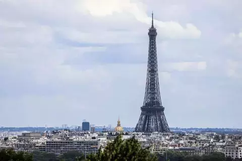 فرنسا تطرد مئات المهاجرين من باريس قبل انطلاق الألعاب الأولمبية فرنسا تطرد مئات المهاجرين من باريس قبل انطلاق الألعاب الأولمبية