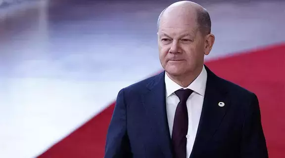 المستشار الألماني يحث إسرائيل على ممارسة ضبط النفس المستشار الألماني يحث إسرائيل على ممارسة ضبط النفس