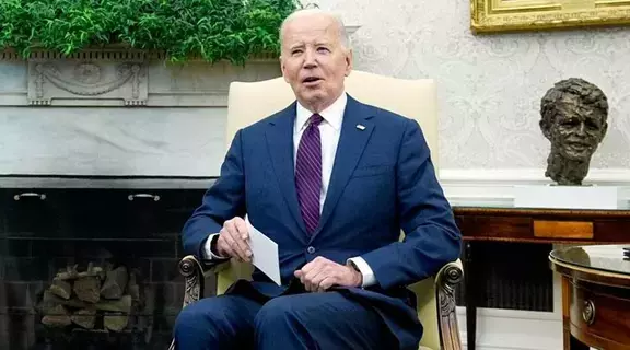 «تدفق الأسلحة لكييف خلال ساعات».. بايدن يوقّع قانون مساعدات لأوكرانيا وإسرائيل «تدفق الأسلحة لكييف خلال ساعات».. بايدن يوقّع قانون مساعدات لأوكرانيا وإسرائيل