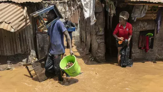 الأمم المتحدة تُنشئ صندوقاً لدعم اللاجئين جرّاء الصدمات المناخية الأمم المتحدة تُنشئ صندوقاً لدعم اللاجئين جرّاء الصدمات المناخية