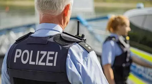 ألمانيا تتهم 7 «دواعش» بالتخطيط لشن هجمات ألمانيا تتهم 7 «دواعش» بالتخطيط لشن هجمات