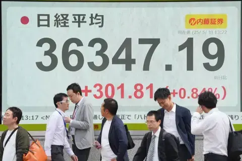 «نيكاي» يصعد بعد استبعاد رفع بنك اليابان لأسعار الفائدة قريباً