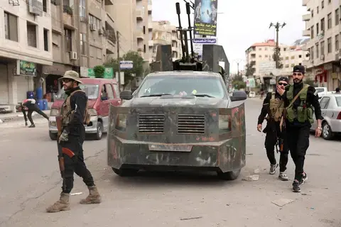 73 قتيلاً حصيلة يومين من الاشتباكات في سوريا 73 قتيلاً حصيلة يومين من الاشتباكات في سوريا