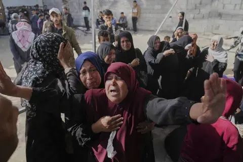 إسرائيل تعبئ 60 ألف جندي للتوسع في غزة إسرائيل تعبئ 60 ألف جندي للتوسع في غزة