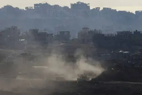 عائلات الرهائن: خطة السيطرة على غزة تُضحي بالمحتجزين الإسرائيليين