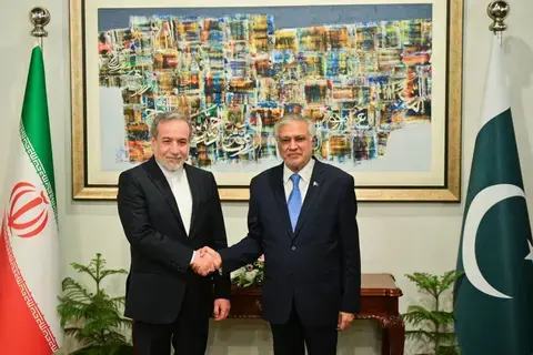 وزير خارجية إيران يزور باكستان والهند وزير خارجية إيران يزور باكستان والهند