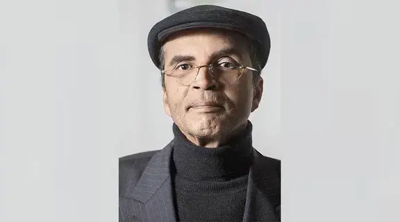 إبراهيم الكوني: الرواية حفر في الإنسان إبراهيم الكوني: الرواية حفر في الإنسان