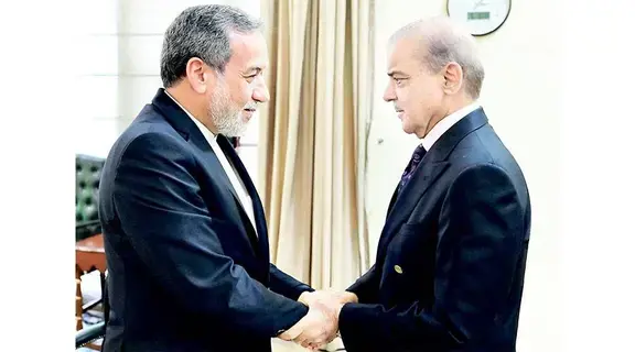 باكستان تختبر صاروخاً جديداً وسط تصاعد التوتر مع الهند باكستان تختبر صاروخاً جديداً وسط تصاعد التوتر مع الهند