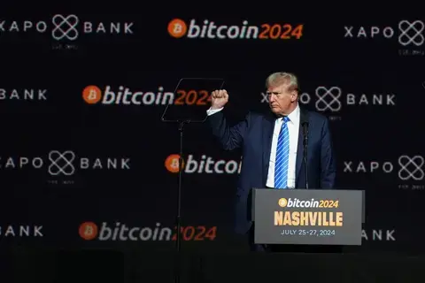 البيتكوين قرب 100 ألف دولار البيتكوين قرب 100 ألف دولار