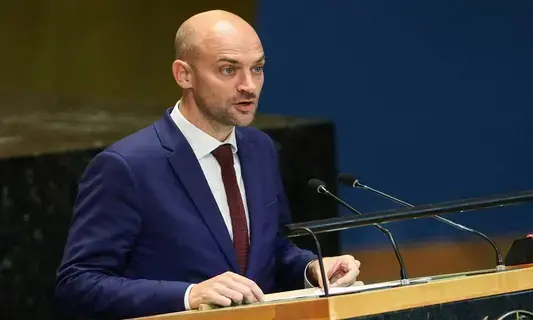 فرنسا: «لن يملي أحد موقفه علينا» بشأن الاعتراف بالدولة الفلسطينية فرنسا: «لن يملي أحد موقفه علينا» بشأن الاعتراف بالدولة الفلسطينية